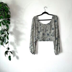 NWT House of Harlow 1960 long sleeve grey print top S